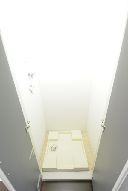 秀和目黒駅前レジデンス 洗濯機スペース