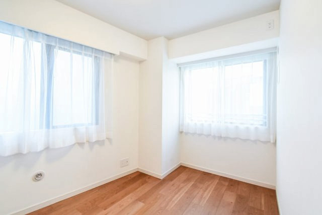 ユニーブル御殿山南 洋室2