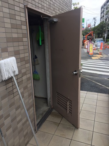 アールヴェール碑文谷　ゴミ置き場