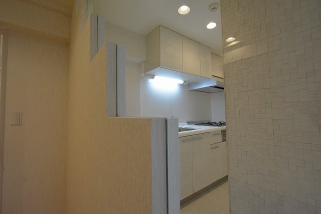 西麻布ハイツ701号室 キッチン