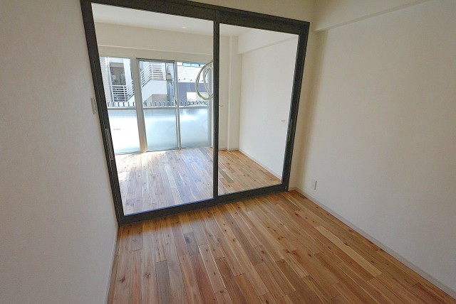 秀和第二神宮レジデンス ベッドルーム