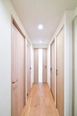 ユニーブル御殿山南 廊下