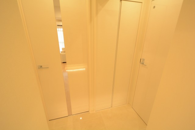 ハイホーム御殿山 玄関