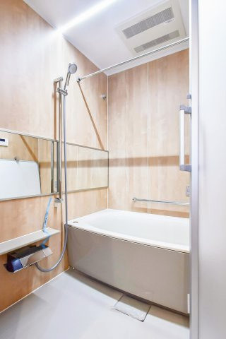 ユニーブル御殿山南 浴室