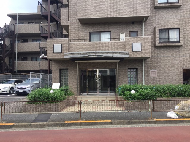 アールヴェール碑文谷　エントランス