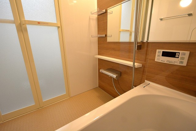 秀和第二神宮レジデンス バス (3)