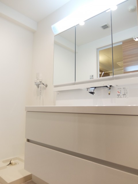 ユニーブル御殿山南　洋室