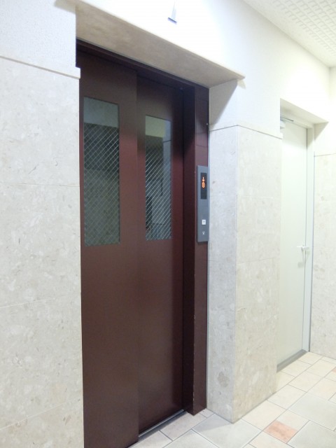 ユニーブル御殿山南　エレベーター