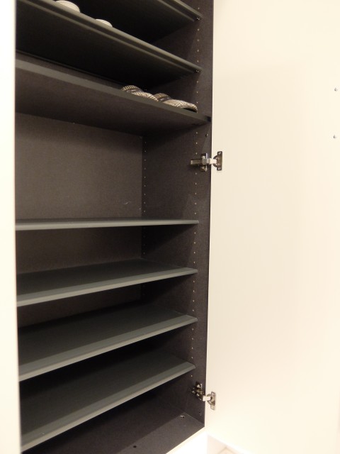 秀和目黒駅前レジデンス　シューズボックス