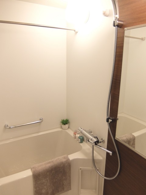 秀和目黒駅前レジデンス　浴室