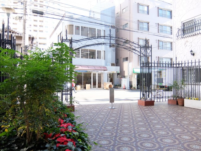 秀和目黒駅前レジデンス　共用部