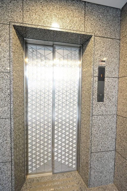 レジェンド南青山ガーデン　エレベーター