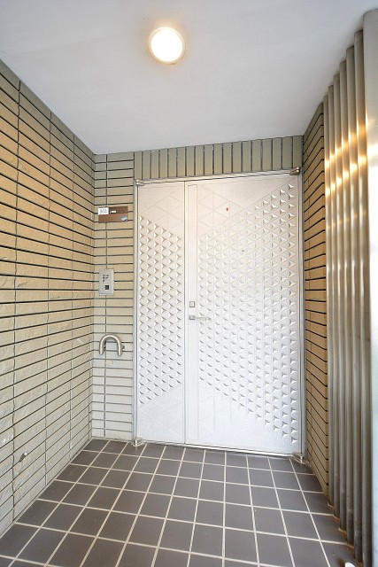 レジェンド南青山ガーデン　玄関ドア