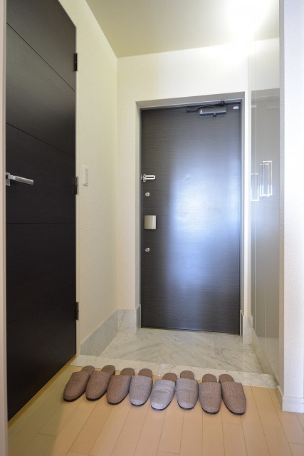 リシェ五反田スカイビュー　玄関ホール