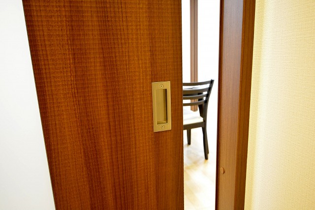 ライオンズマンション南平台　ＤＫドア