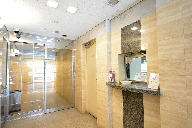 クレッセント目黒Ⅱ　エントランス