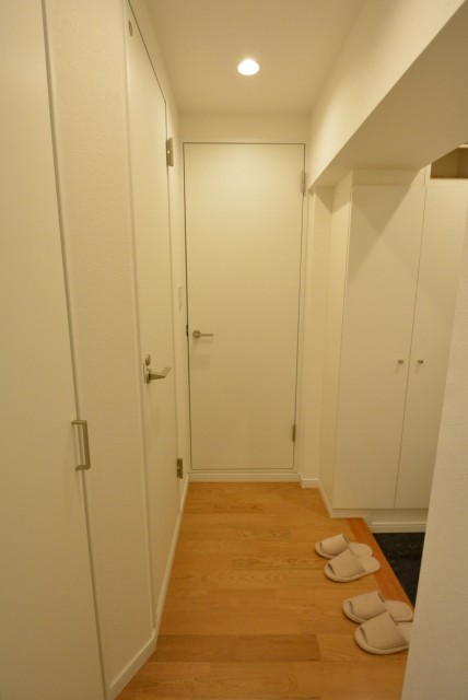 チュリス氷川坂　玄関