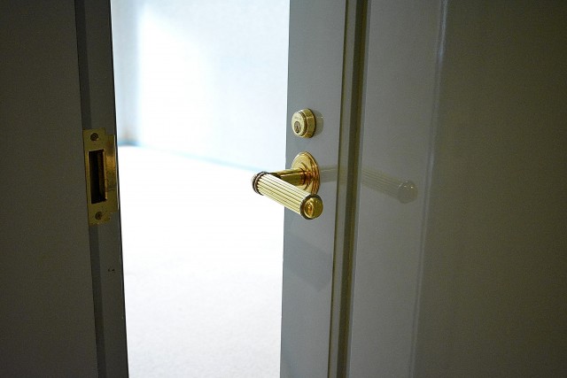 レジェンド南青山ガーデン　9.4帖洋室