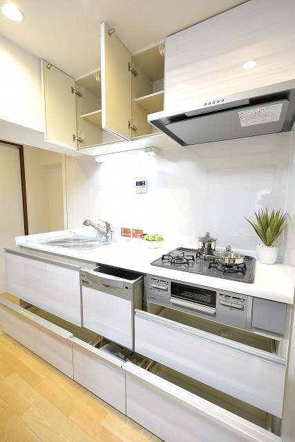 ライオンズマンション南平台　キッチン