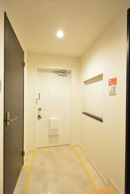 シャトー赤坂台　玄関ホール