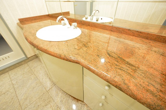 レジェンド南青山ガーデン　洗面台