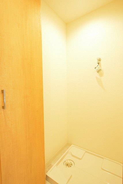 クレッセント目黒Ⅱ　ランドリースペース