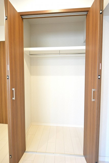 ヴィラージュ南青山　6.0帖洋室クローゼット