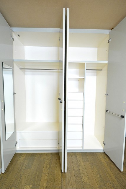 レジェンド南青山ガーデン　7.7帖洋室のクローゼット