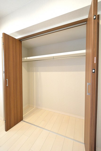ヴィラージュ南青山　5.0帖洋室クローゼット