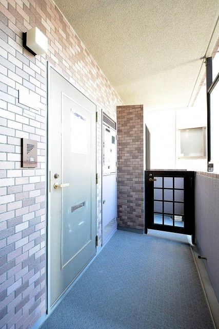 クレッセント目黒Ⅱ　玄関ドア