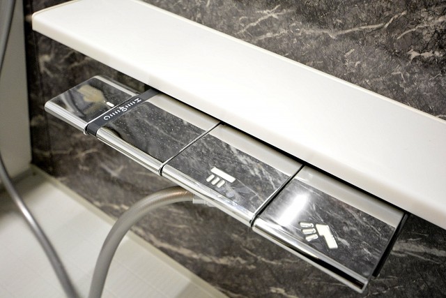 ヴィラージュ南青山　バスルーム設備