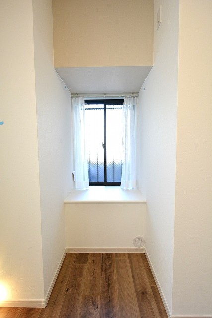 クレッセント目黒Ⅱ　5.0帖洋室出窓