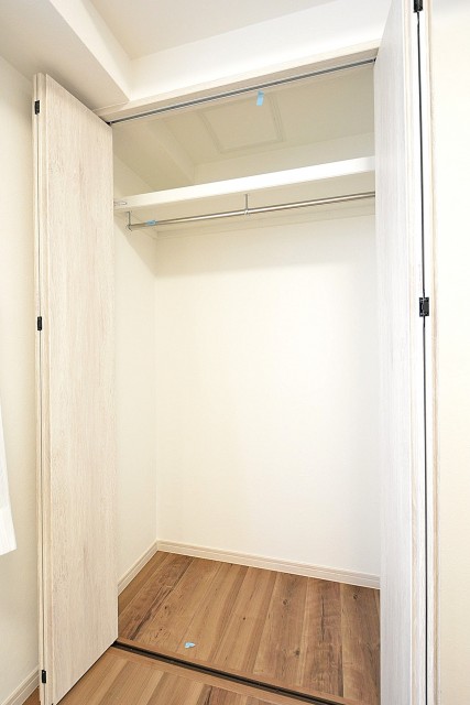 クレッセント目黒Ⅱ　4.6帖洋室クローゼット