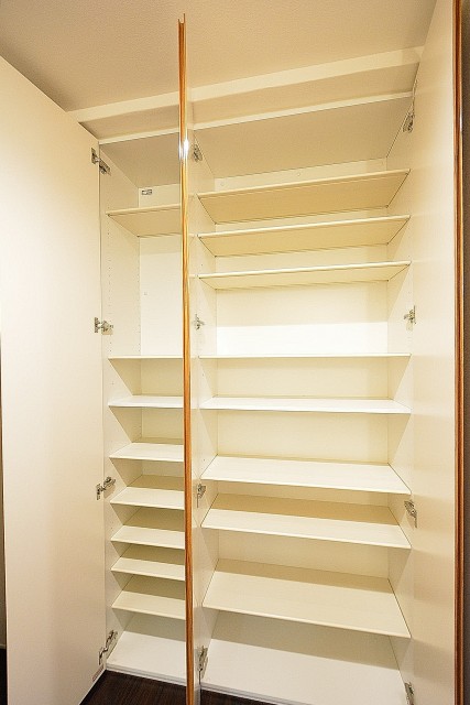 西麻布ハイツ　シューズBOX