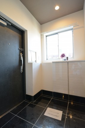 六本木ハイツ　玄関