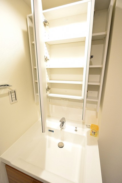 西麻布ハイツ　洗面台