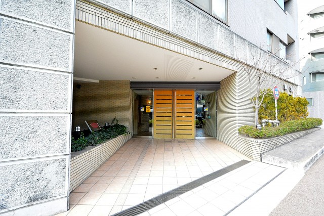 フォルスコート目黒大橋　エントランス