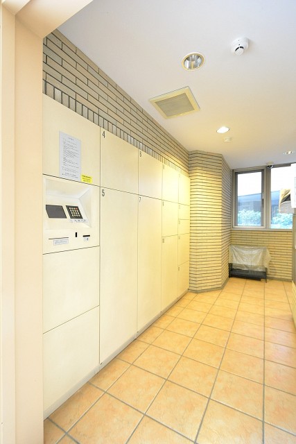 フォルスコート目黒大橋　宅配BOX