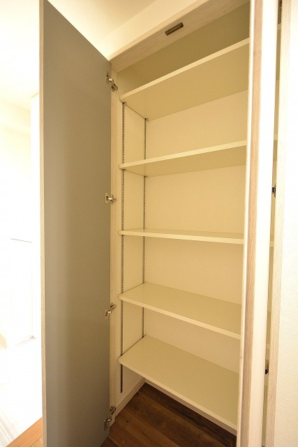 フォルスコート目黒大橋　玄関収納