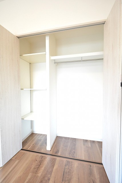 フォルスコート目黒大橋　6.5帖洋室のクローゼット