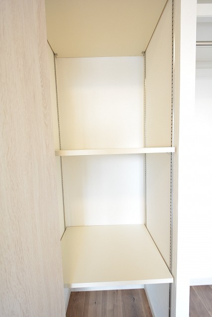 フォルスコート目黒大橋　6.5帖洋室のクローゼット