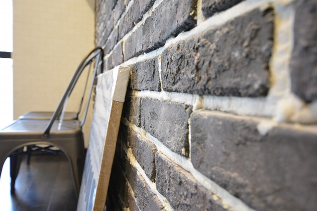 クレール島津山　LDK壁面