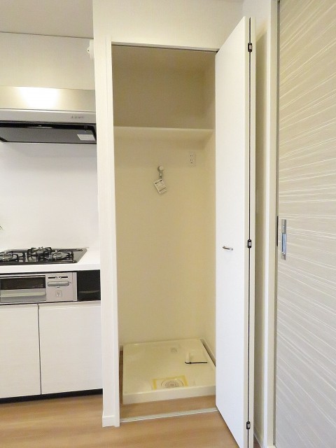 ニュー上馬マンション　洗濯機置場