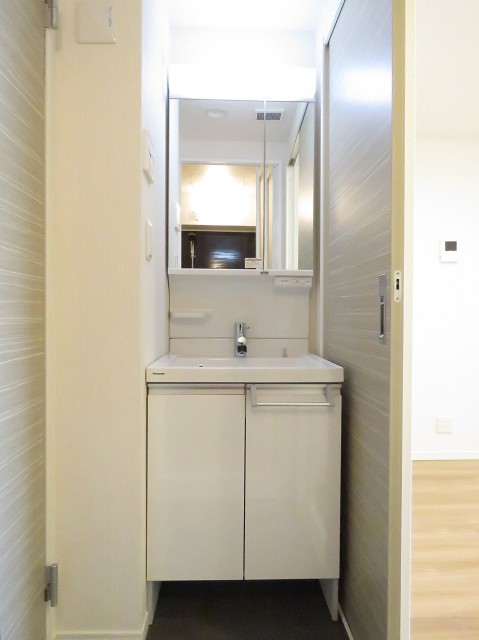ニュー上馬マンション　洗面化粧台