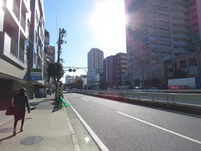 ニュー上馬マンション　環七