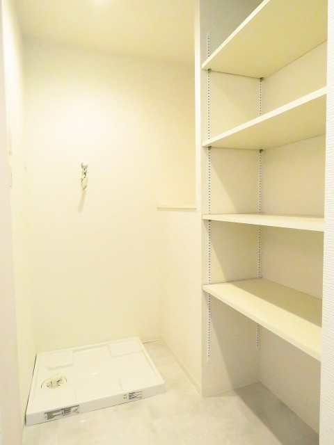 学芸大学グリーンハイツ　洗濯機置場