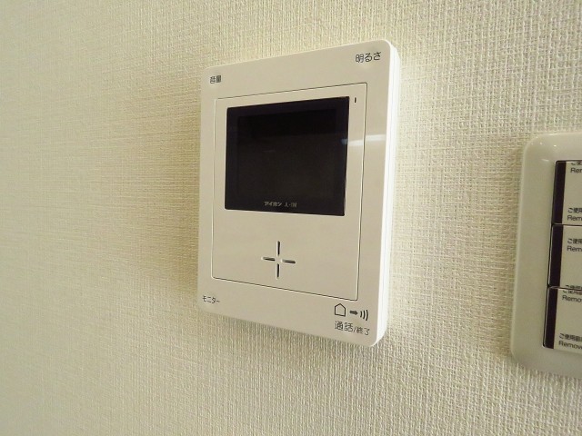 学芸大学グリーンハイツ　TVモニター付きインターホン