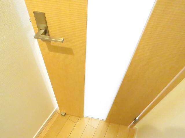 レック芝公園マンション　LDK扉