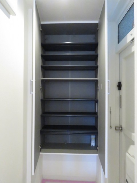 駒沢コーポラス　シューズBOX