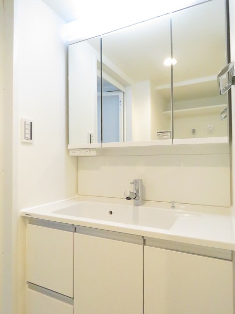 駒沢コーポラス　洗面化粧台